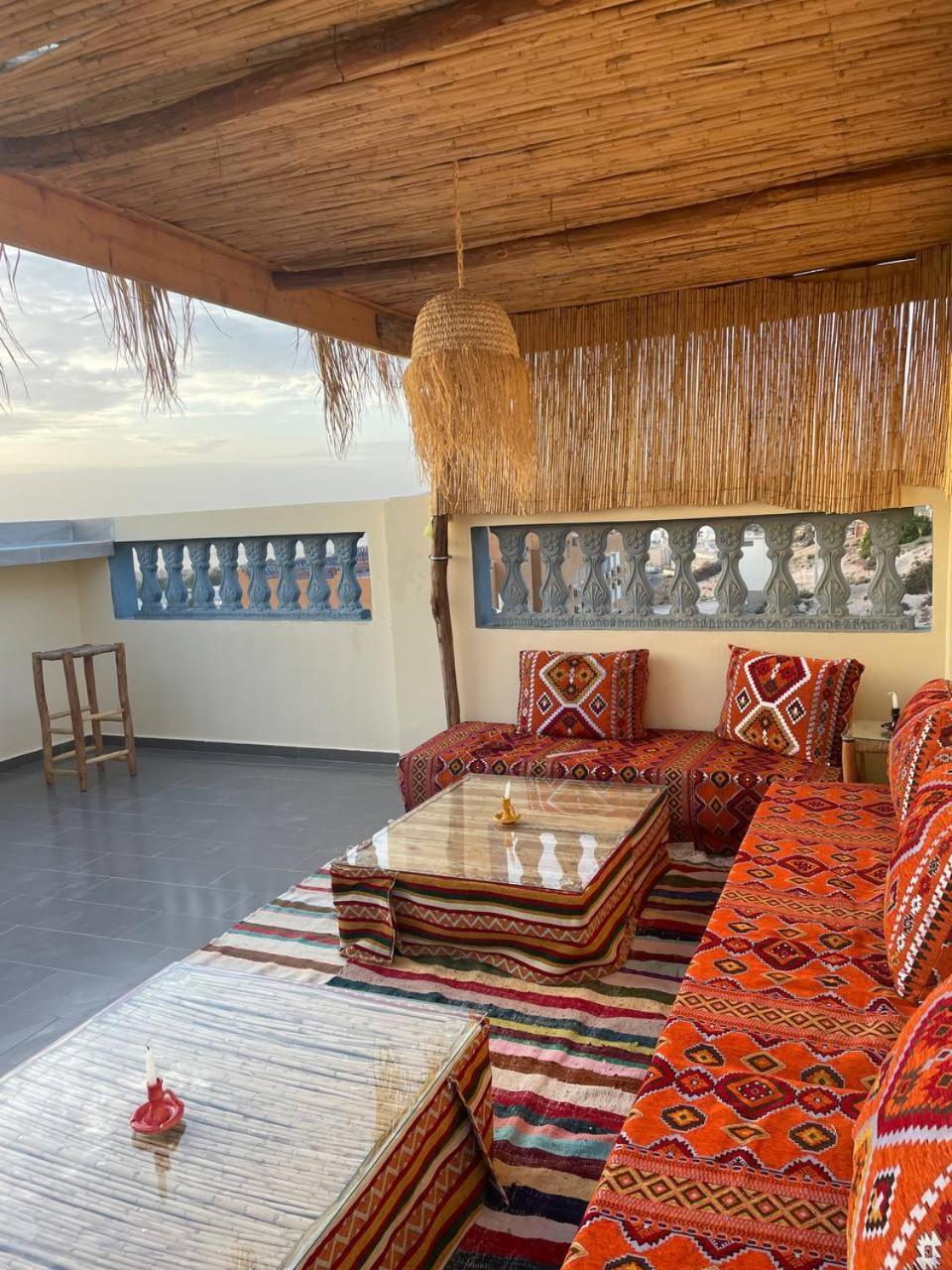 Tamraght Waveside Hostel מראה חיצוני תמונה