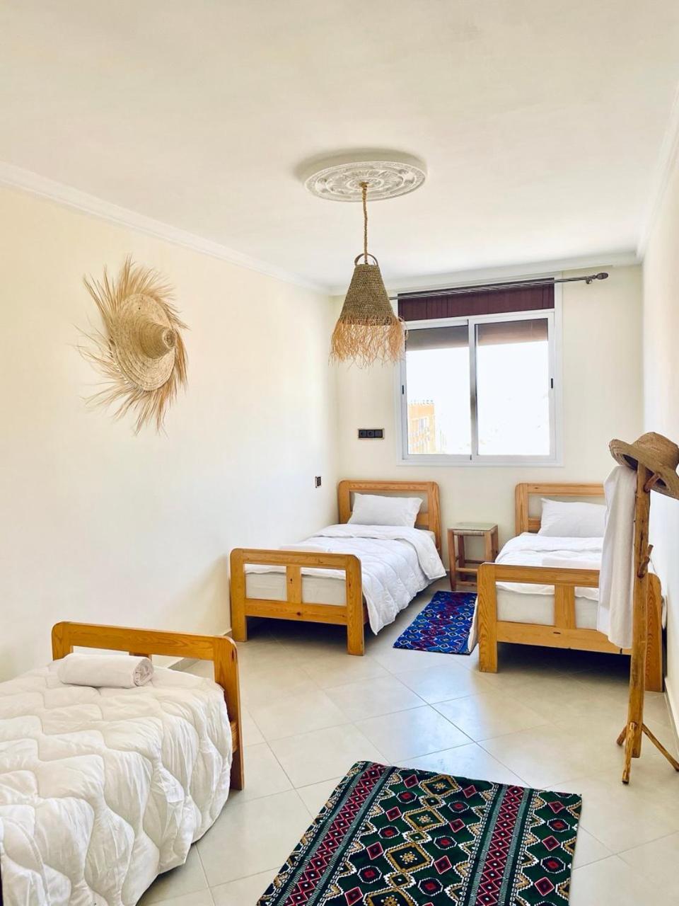 Tamraght Waveside Hostel מראה חיצוני תמונה