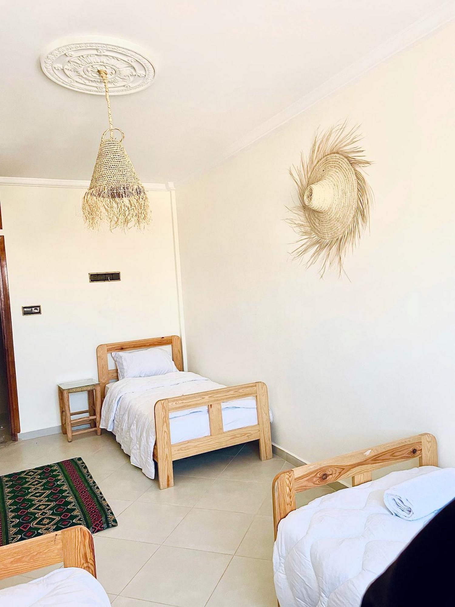 Tamraght Waveside Hostel מראה חיצוני תמונה