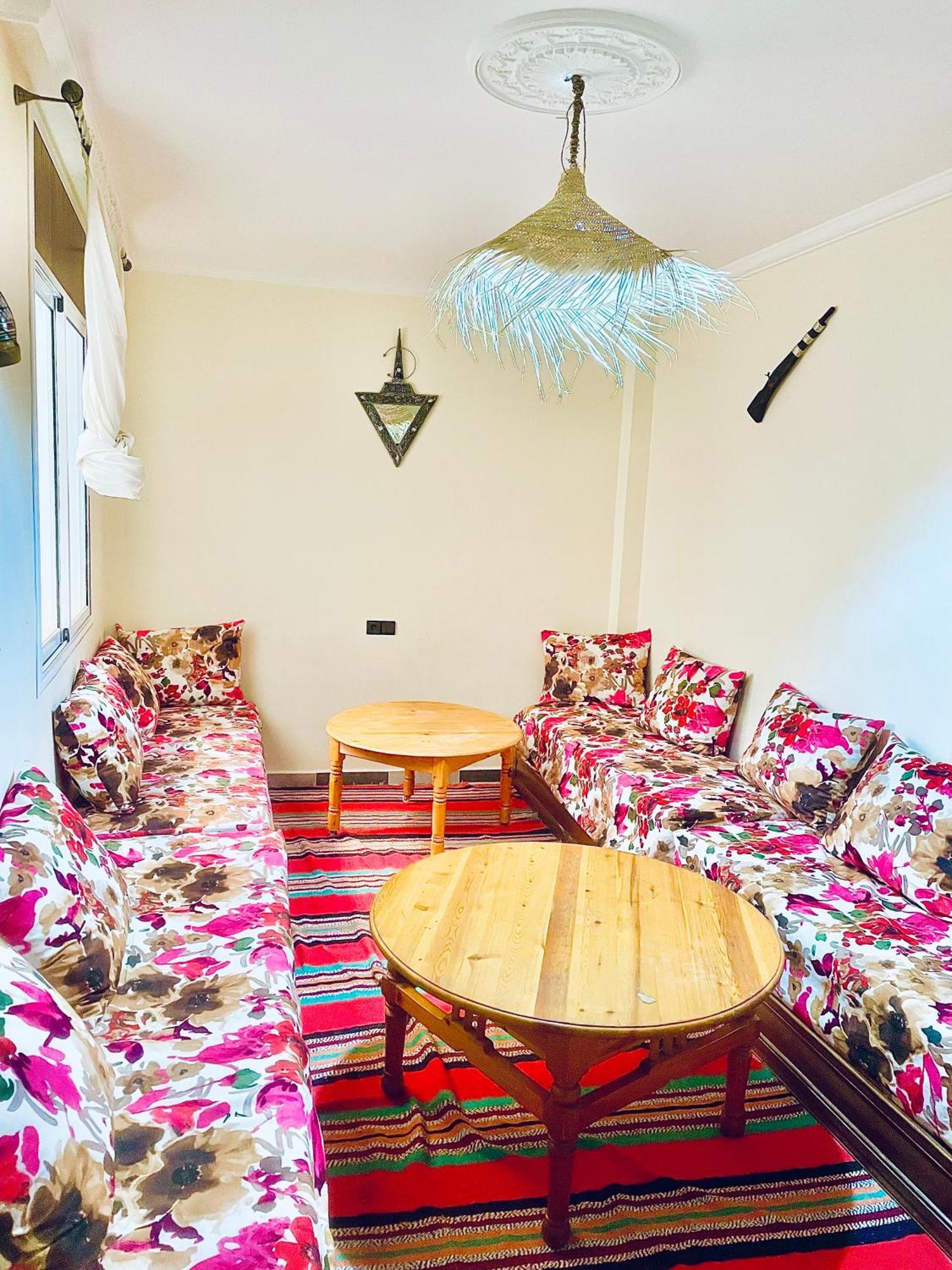 Tamraght Waveside Hostel מראה חיצוני תמונה