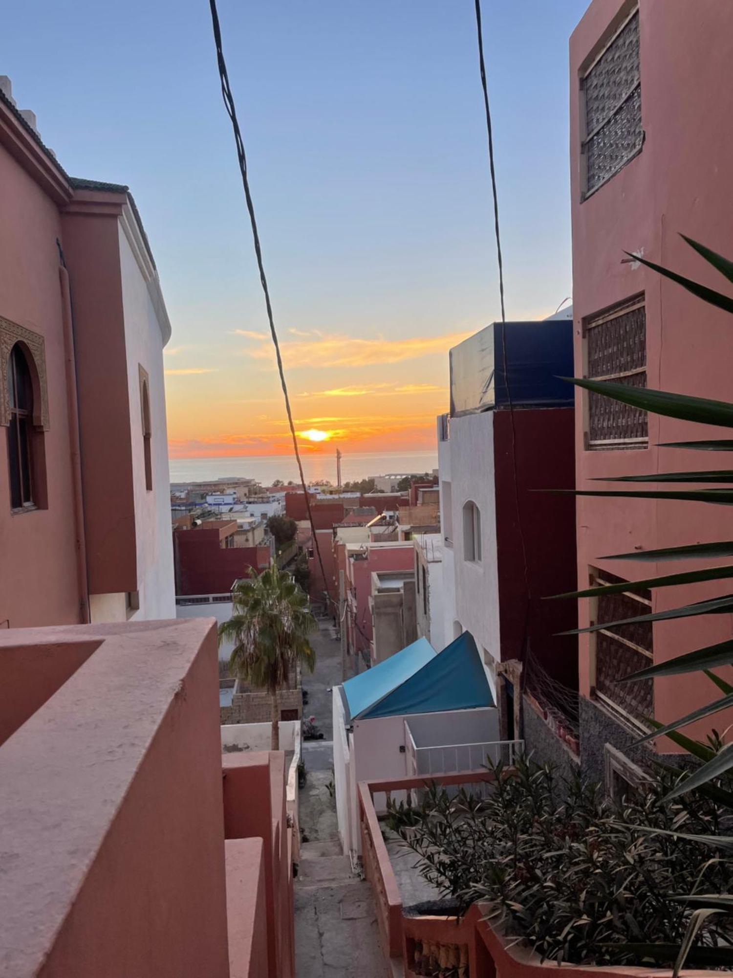 Tamraght Waveside Hostel מראה חיצוני תמונה